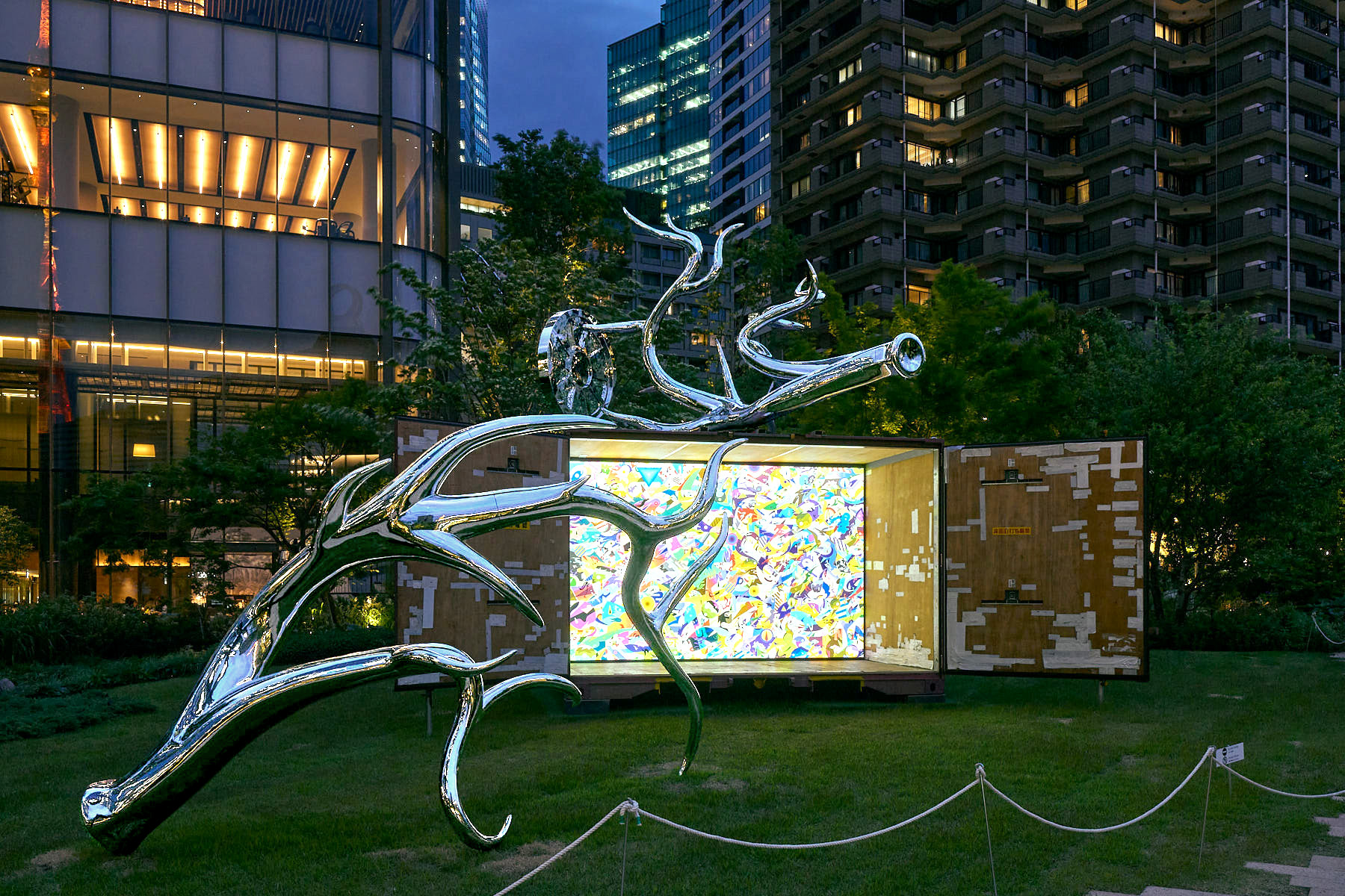 Azabudai Hills Garden Plaza